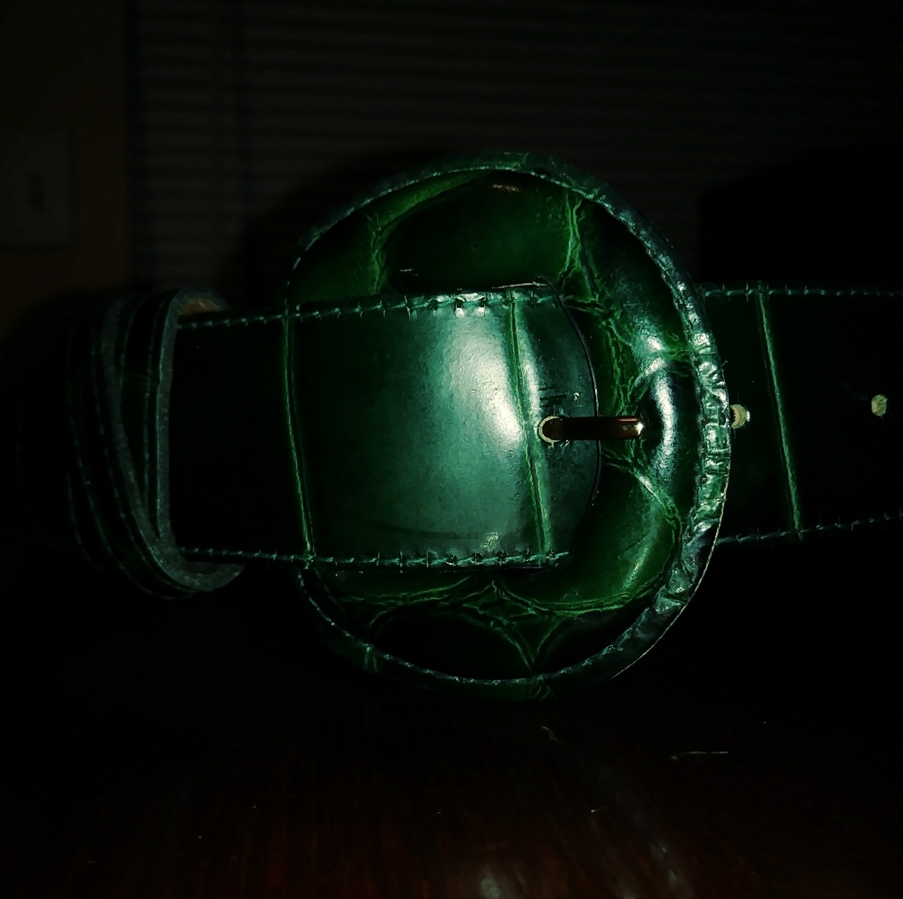 OMEGA ITALIAN LEATHER BELT.